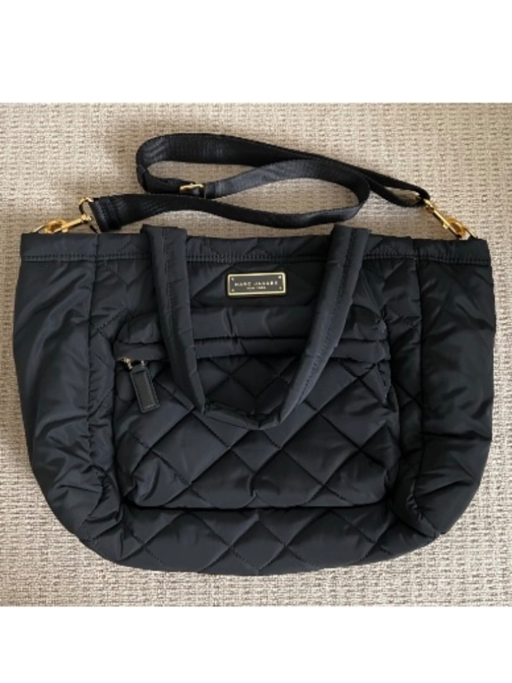 Marc Jacobs Black Quilted Nylon Diaper Bag Travel Gym Duffle • Black • Like New